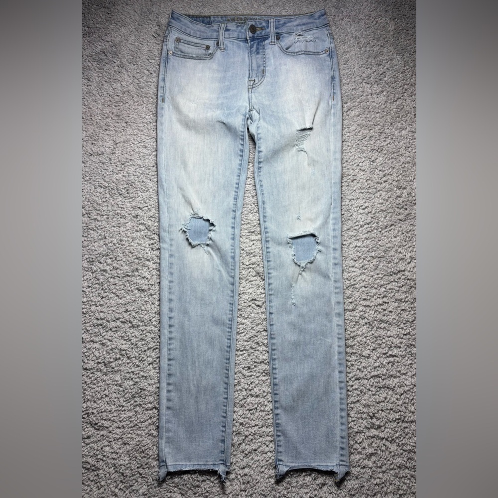 American Eagle Jeans Mens 28 x 34 Skinny Light Wash Extreme Flex Distressed Raw